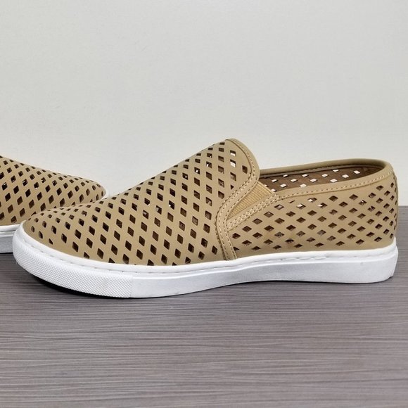 Steve Madden Zeena Slip-On Sneaker, Camel, Womens Size 9.5 M - Picture 6 of 10